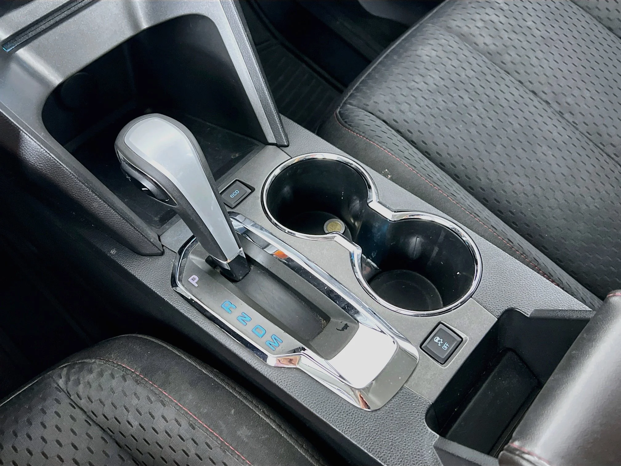 Used 2013 Silver Ice Metallic Chevrolet LS image 19