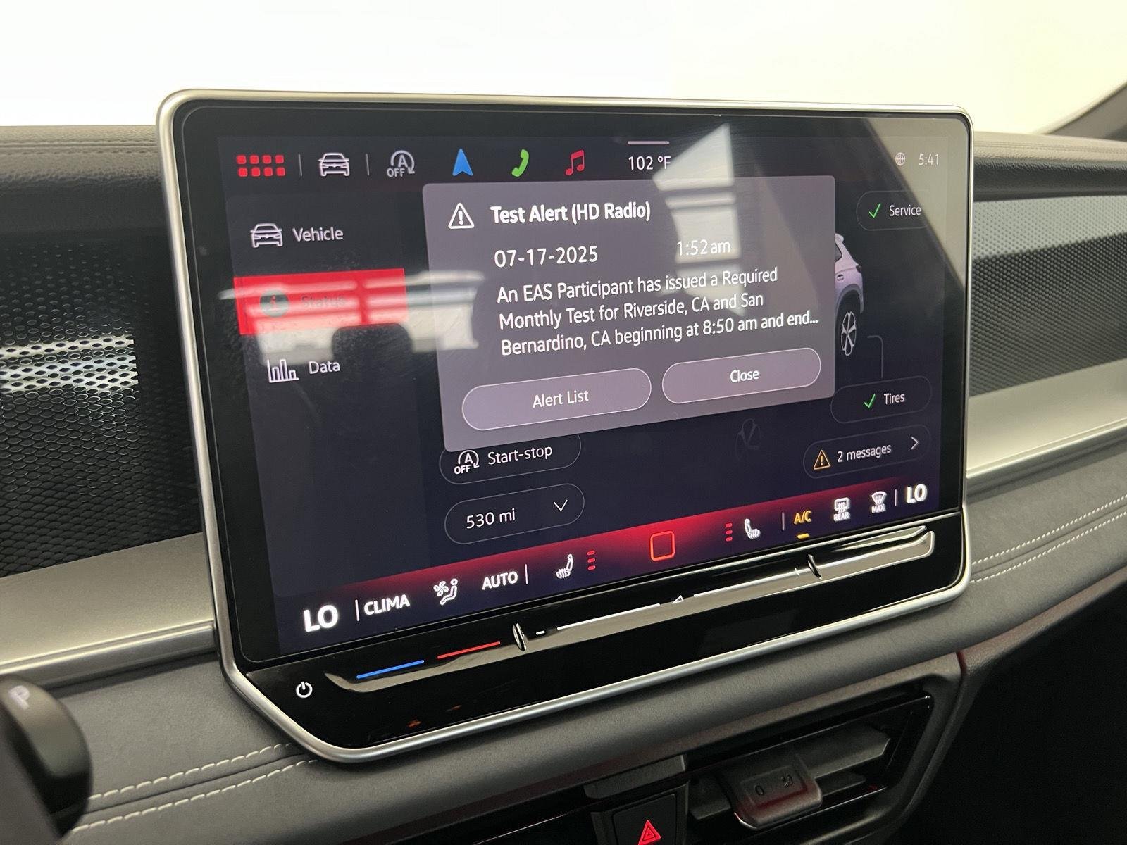 2025 Volkswagen Tiguan SE R-LINE BLACK - Photo 8