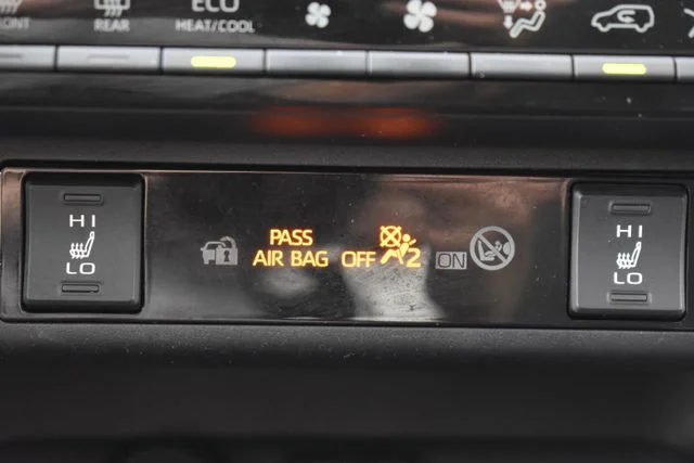 Used 2024 White Toyota XLE image 31