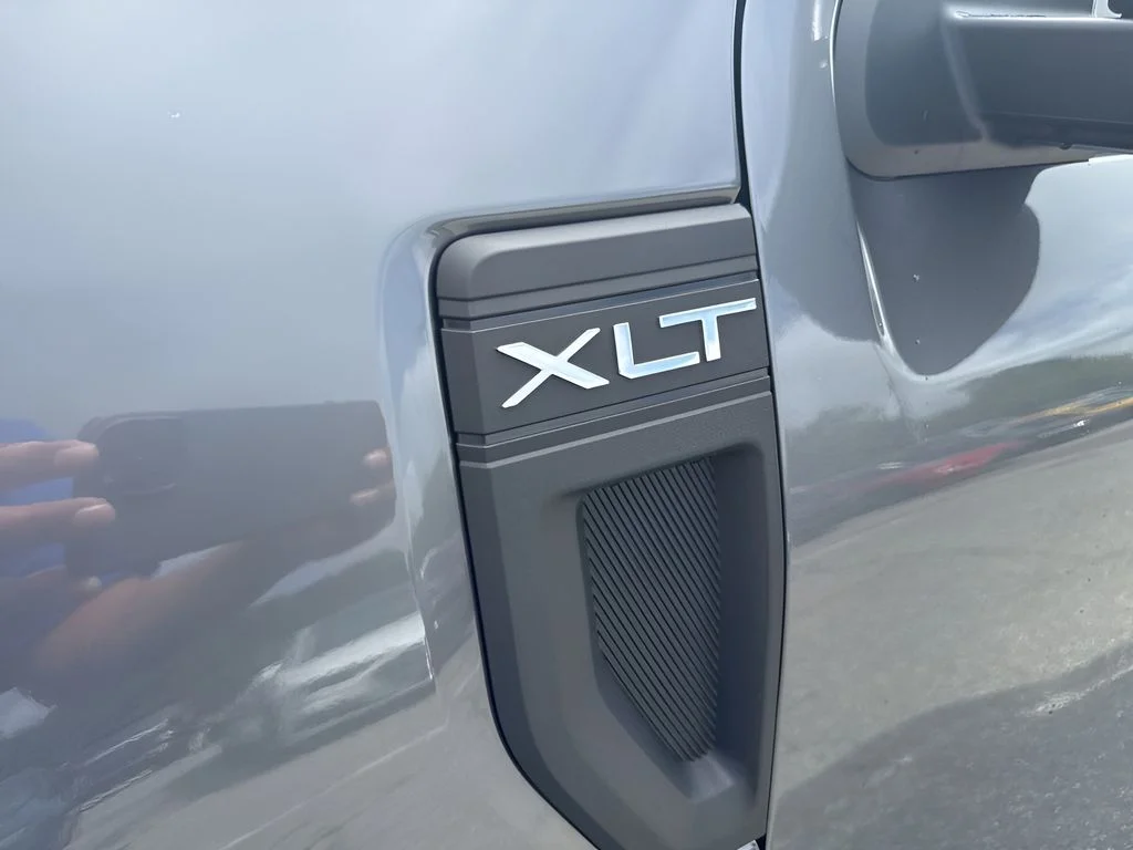 Used 2026 Gray Ford XLT image 33