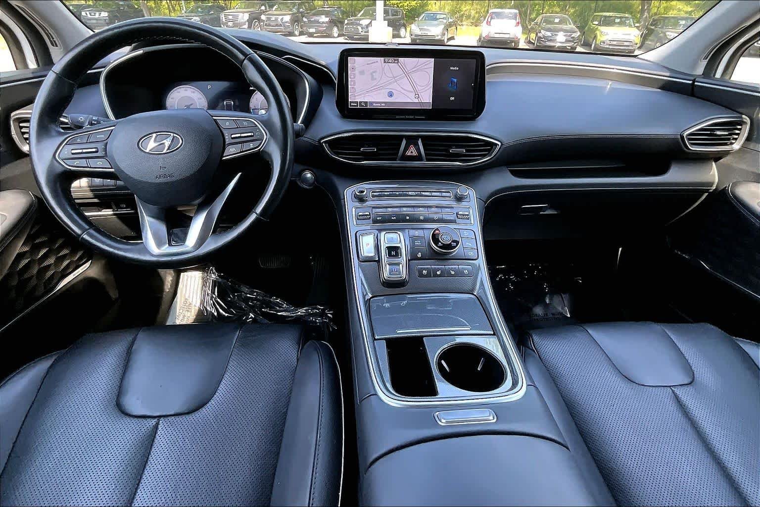 Used 2022 Quartz White Hyundai Limited image 16