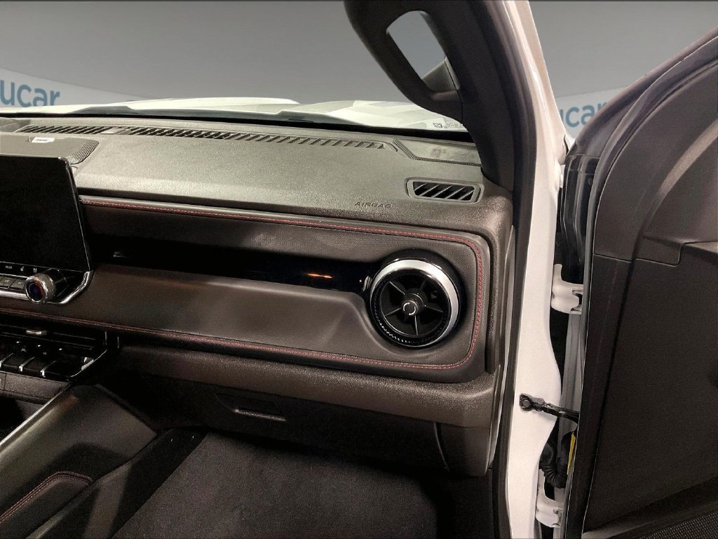 Used 2023 White Chevrolet Z71 image 13
