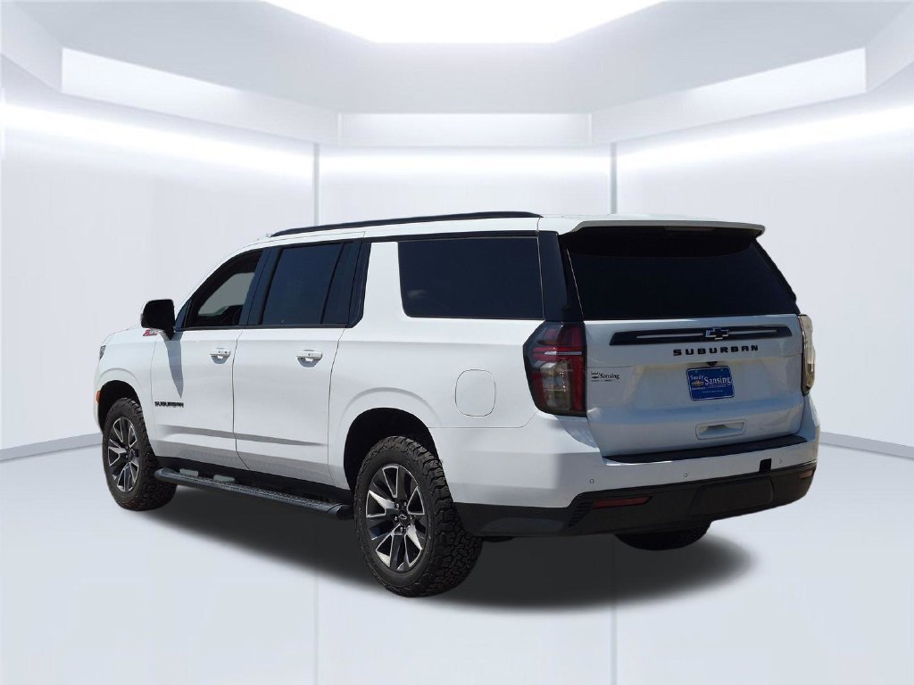 Used 2023 Summit White Chevrolet Z71 image 3