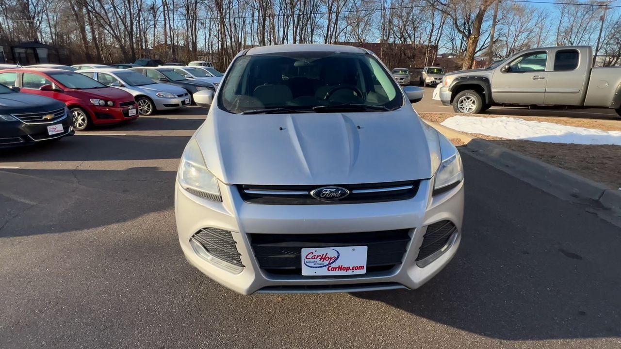 2016 Ford Escape SE Sport photo 3