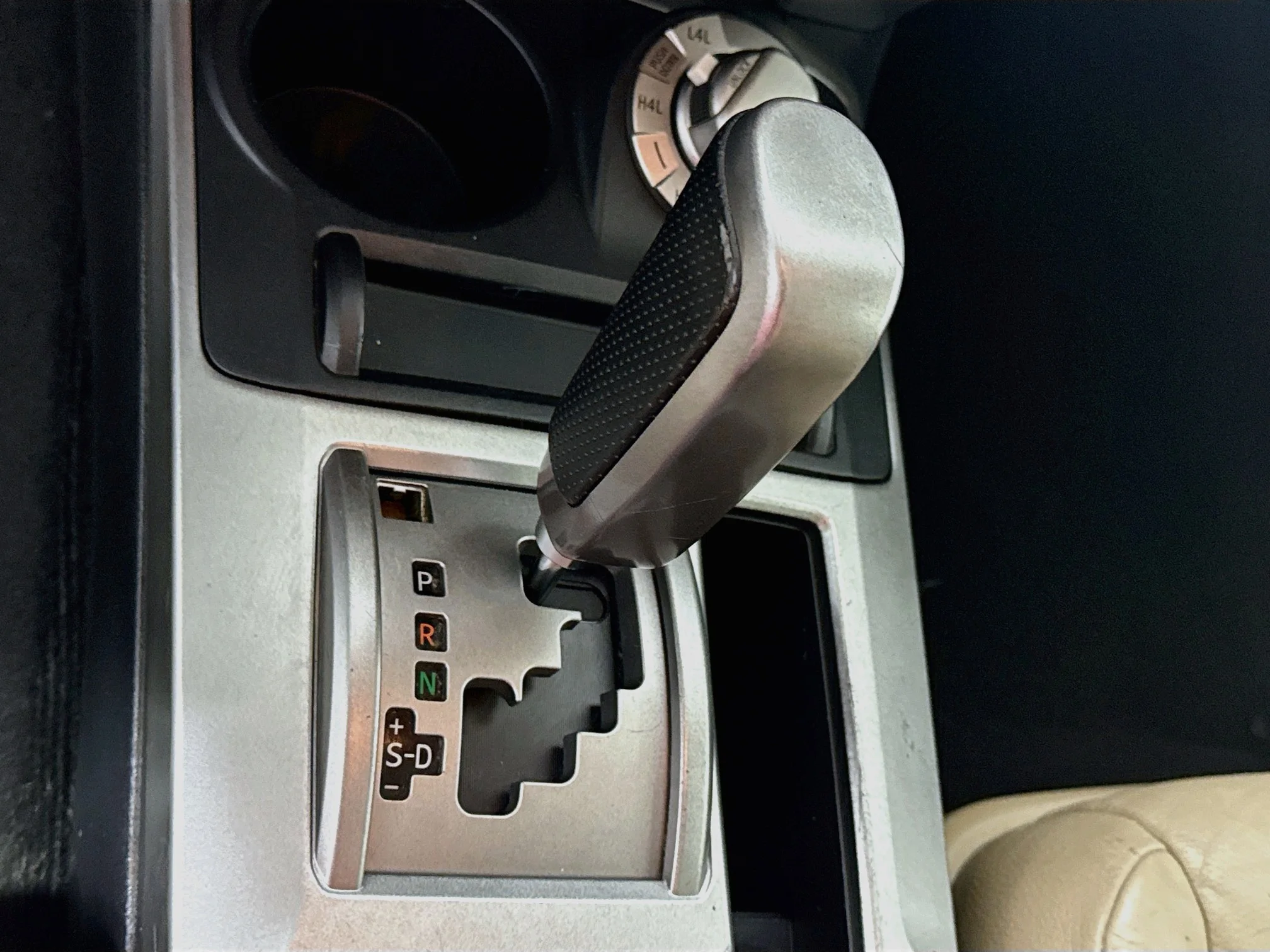 Used 2012 Black Toyota Limited image 16