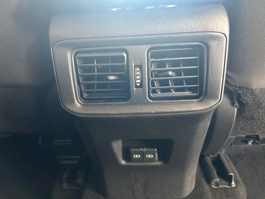 Used 2025 White Toyota XLE image 28