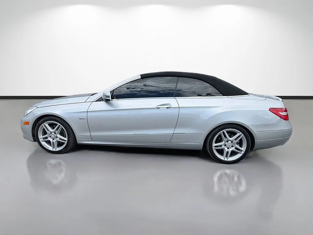 Used 2012  Mercedes-Benz E 350 image 6