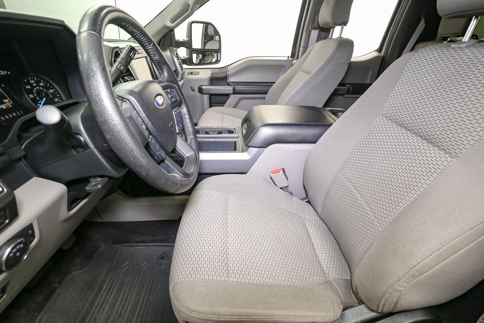 Used 2016 Ingot Silver Metallic Ford XLT image 39