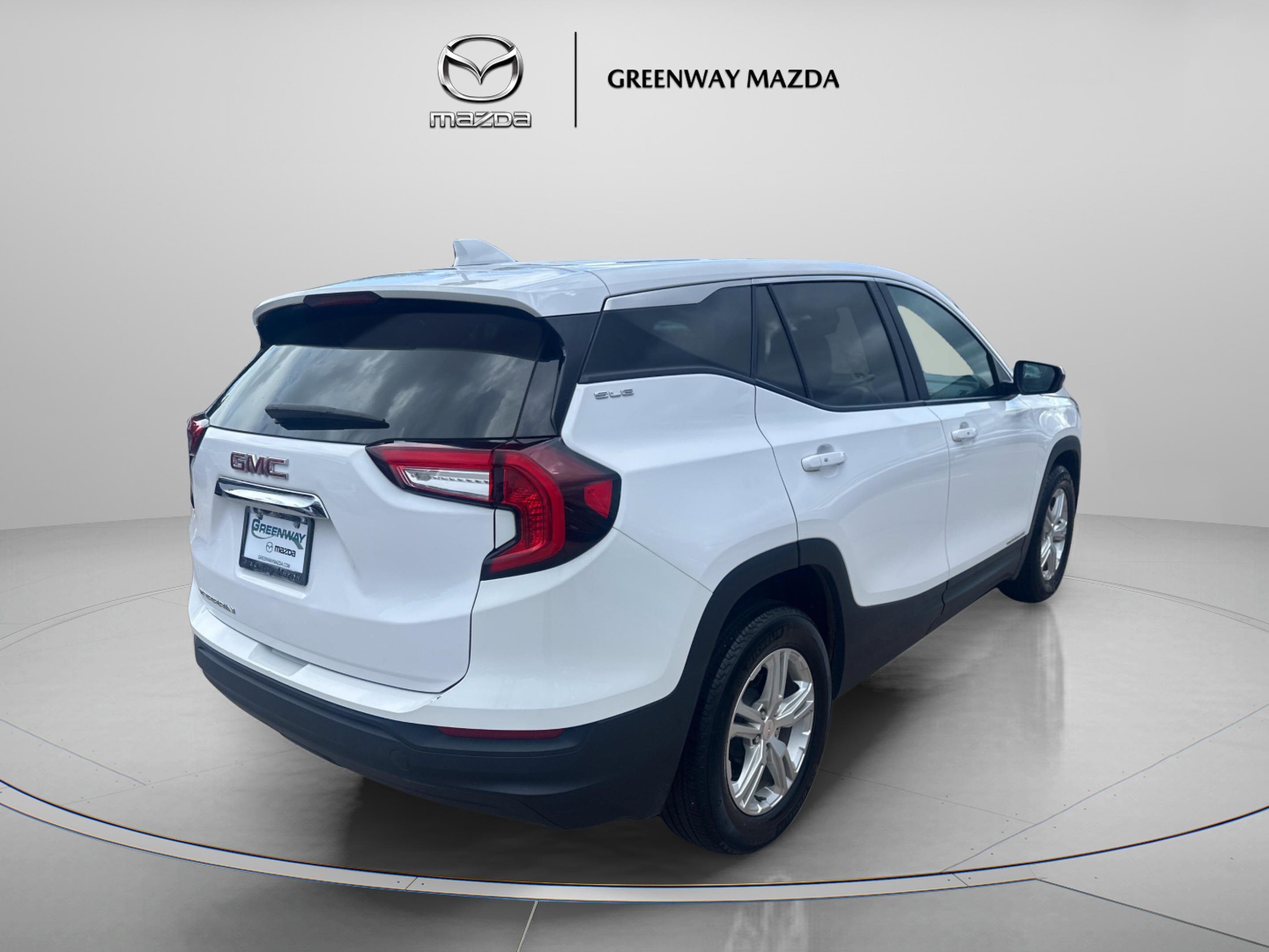 Used 2024 Summit White GMC SLE image 7