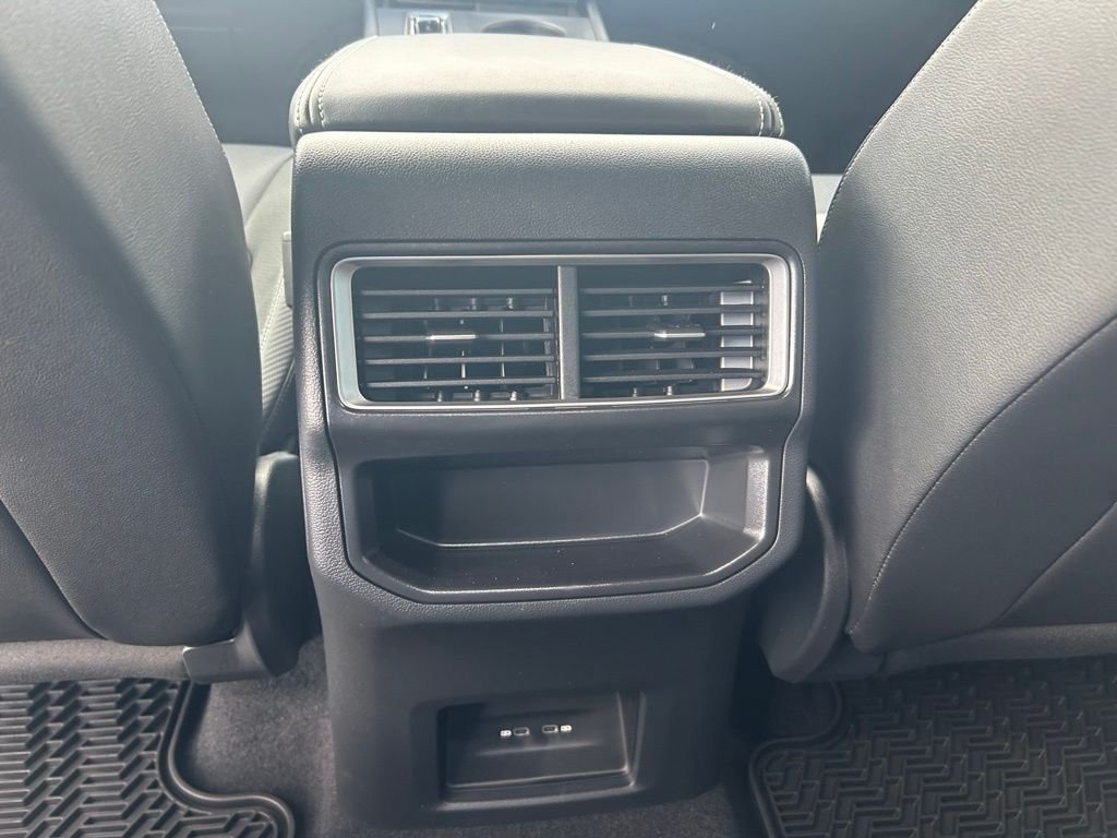 New 2026 White/off-white Volkswagen 2.0T SE image 46