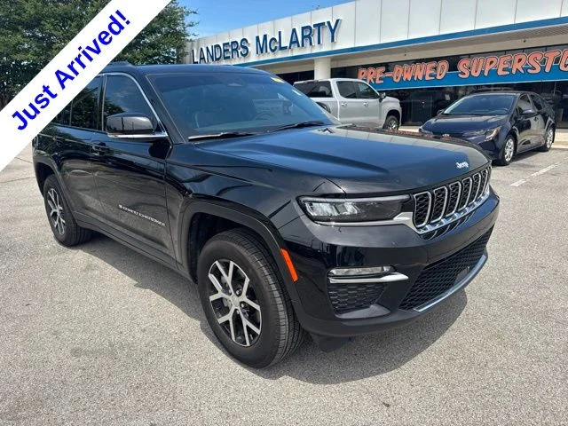 Used 2025 Black Jeep Limited image 1