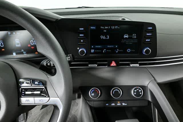 New 2026 Amazon Gray Hyundai SE image 18