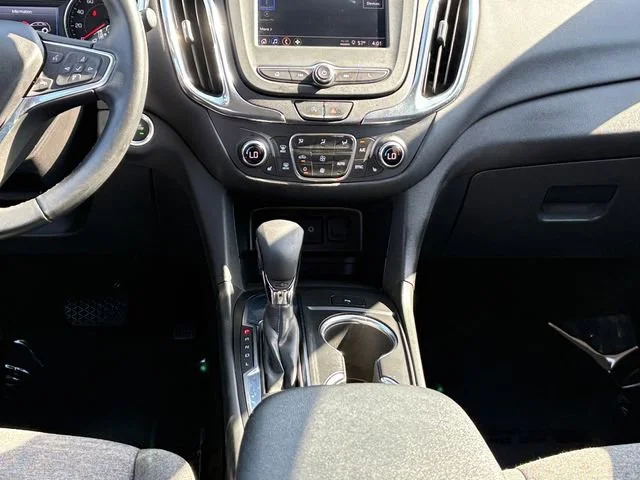 Used 2024 Summit White Chevrolet LT image 17