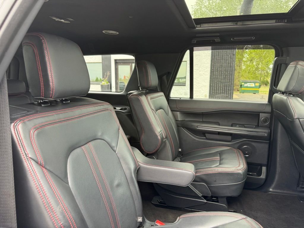 Used 2022 Black Ford Limited image 26