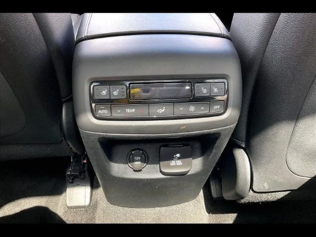 2024 Hyundai Palisade Limited - Photo 17