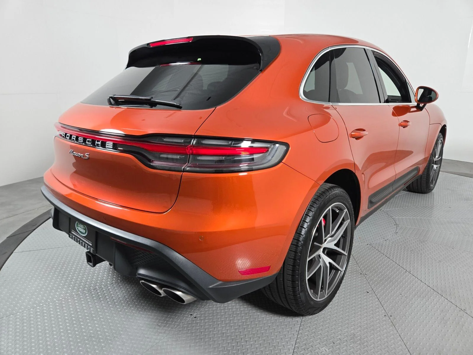 Used 2022 Papaya Metallic Porsche S image 2