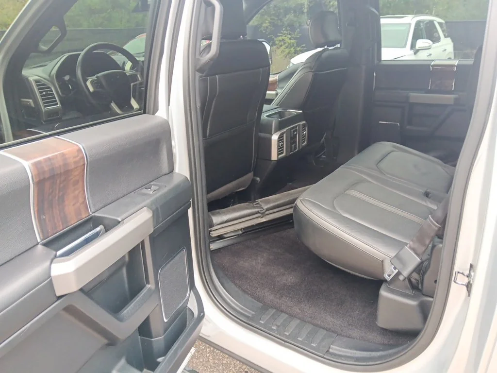 Used 2015 Ingot Silver Ford Platinum image 30