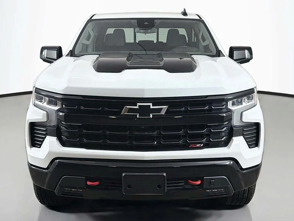 Used 2023 White Chevrolet LT Trail Boss image 13