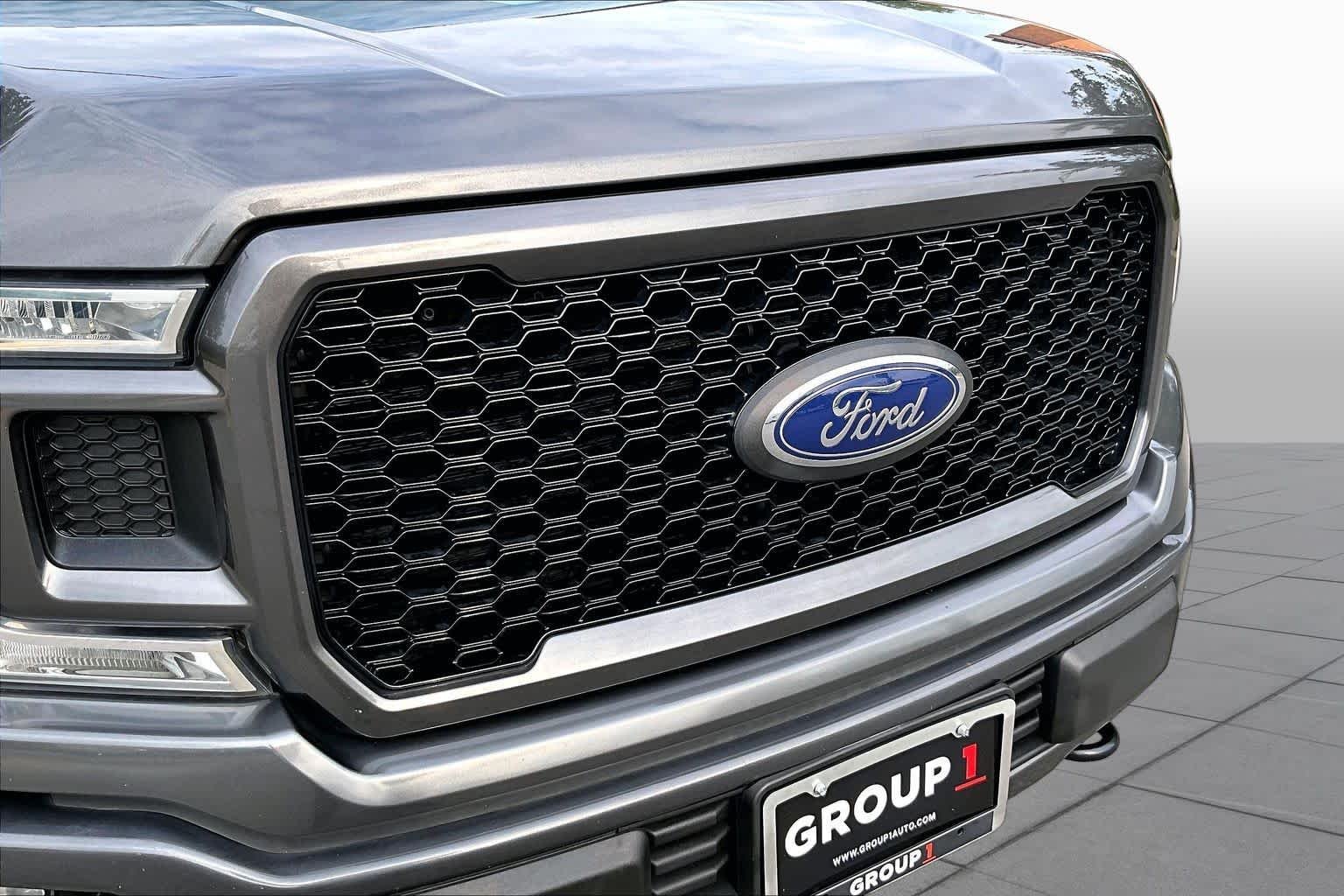 Used 2019 Magnetic Metallic Ford XL image 30