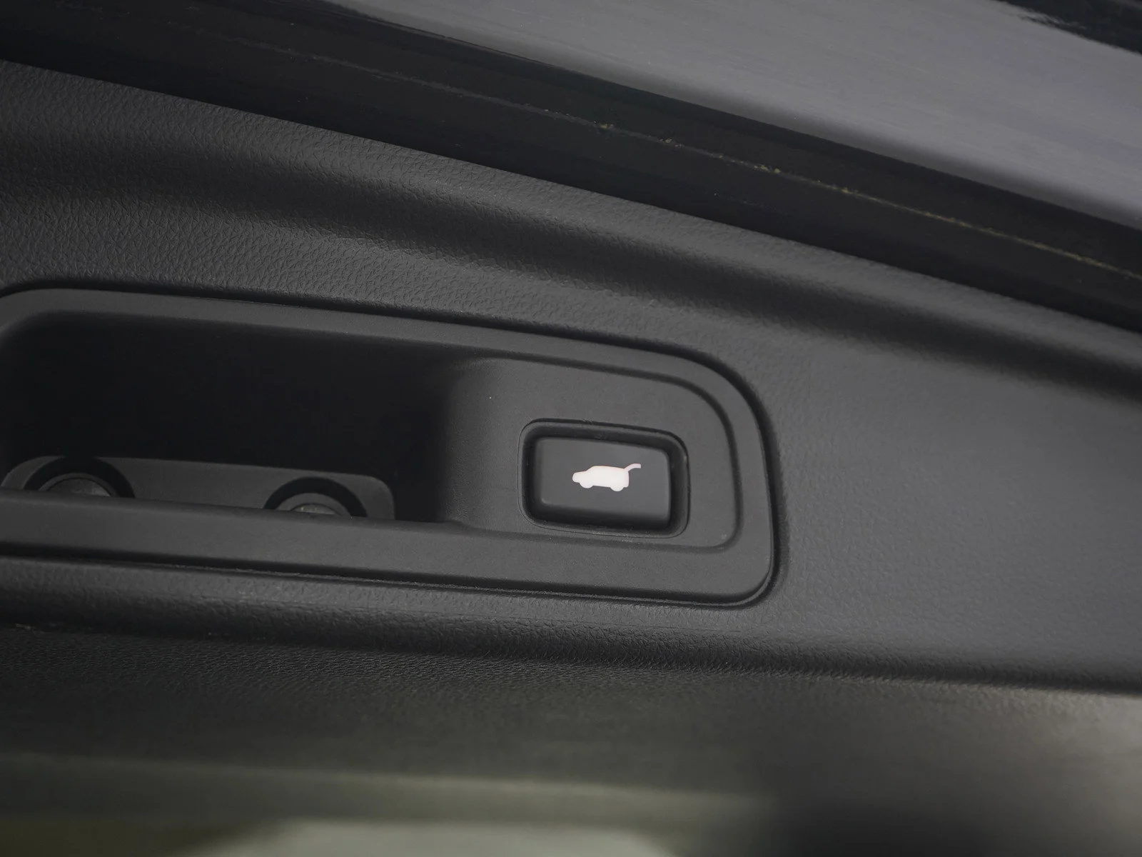 Used 2022 Crystal Black Pearl Honda Black Edition image 12