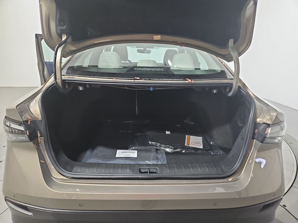 New 2026 Bronze Nissan SL image 23