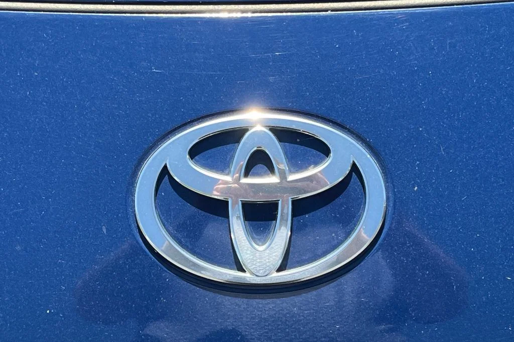 Used 2025 Blue Toyota SE image 7
