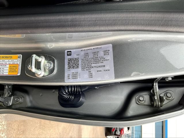 2026 Chevrolet Colorado LT - Photo 10