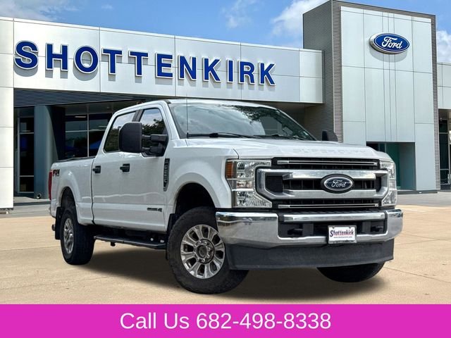 Used 2021 White Ford XL image 1