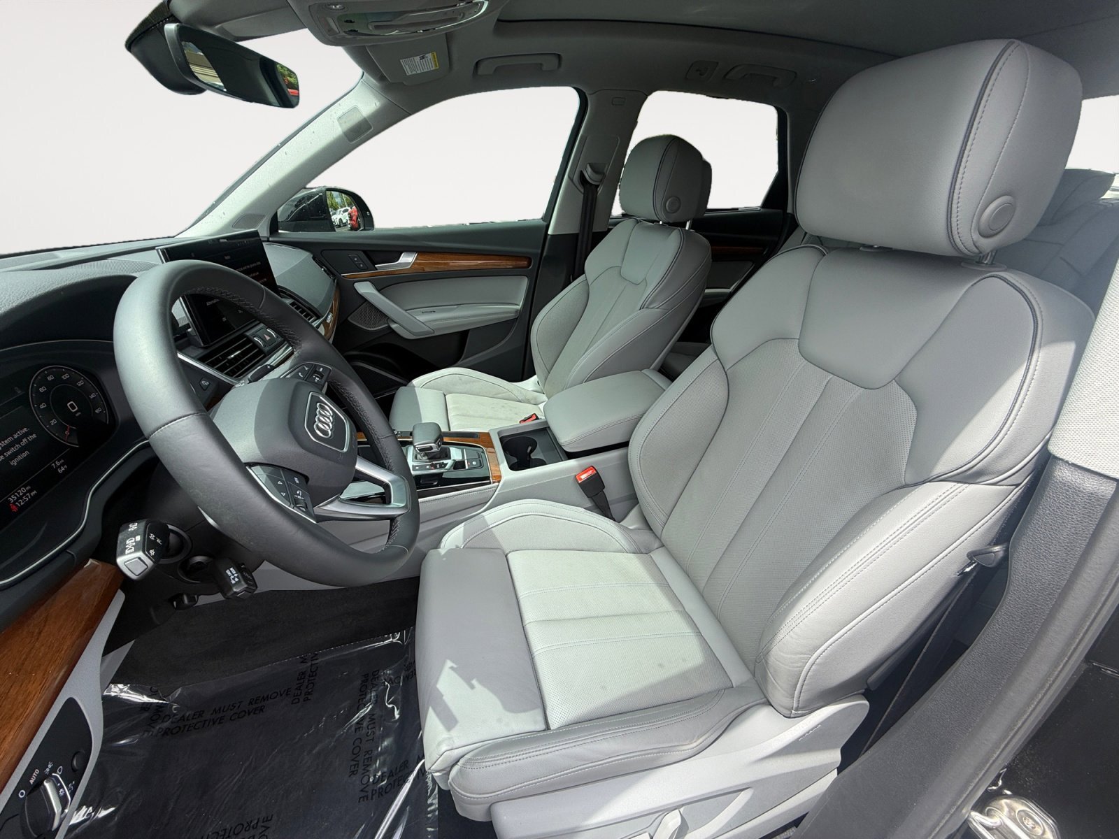 Used 2023 Black Metallic Audi 45 S line Premium image 10
