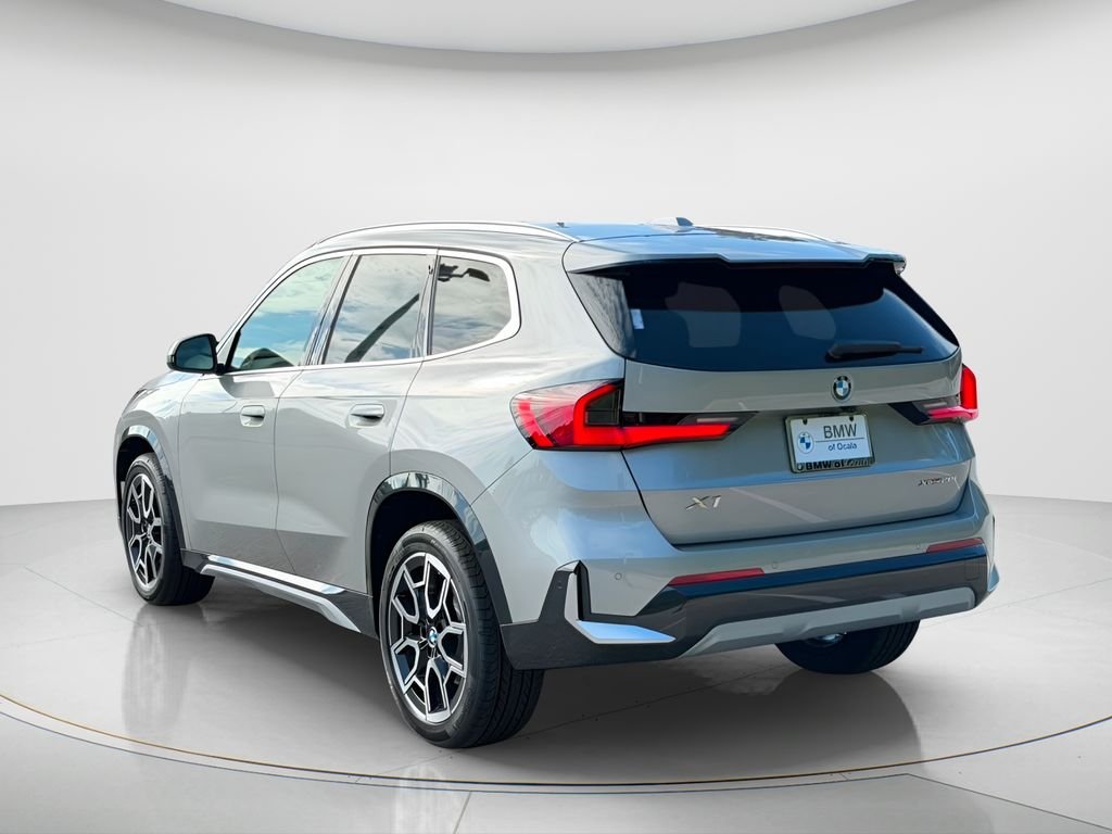 New 2026 Space Silver Metallic BMW xDrive28i image 7