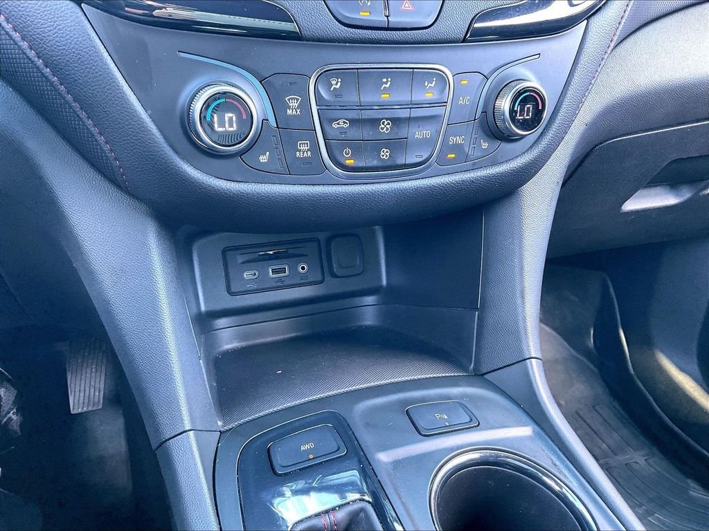 Used 2023 Summit White Chevrolet RS image 25