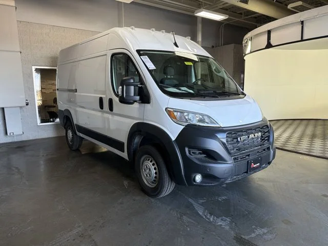 2027 RAM ProMaster Cargo Van Tradesman