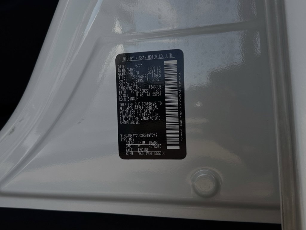 Used 2024 White Nissan Platinum image 29