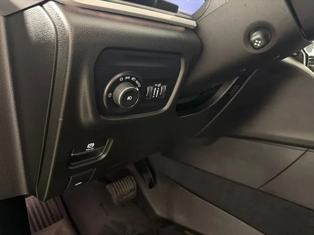 Certified Used 2023 Red Jeep Limited image 18