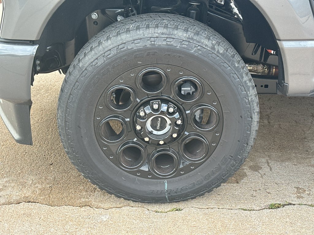New 2026 Carbonized Gray Metallic Ford F-250® XLT image 7