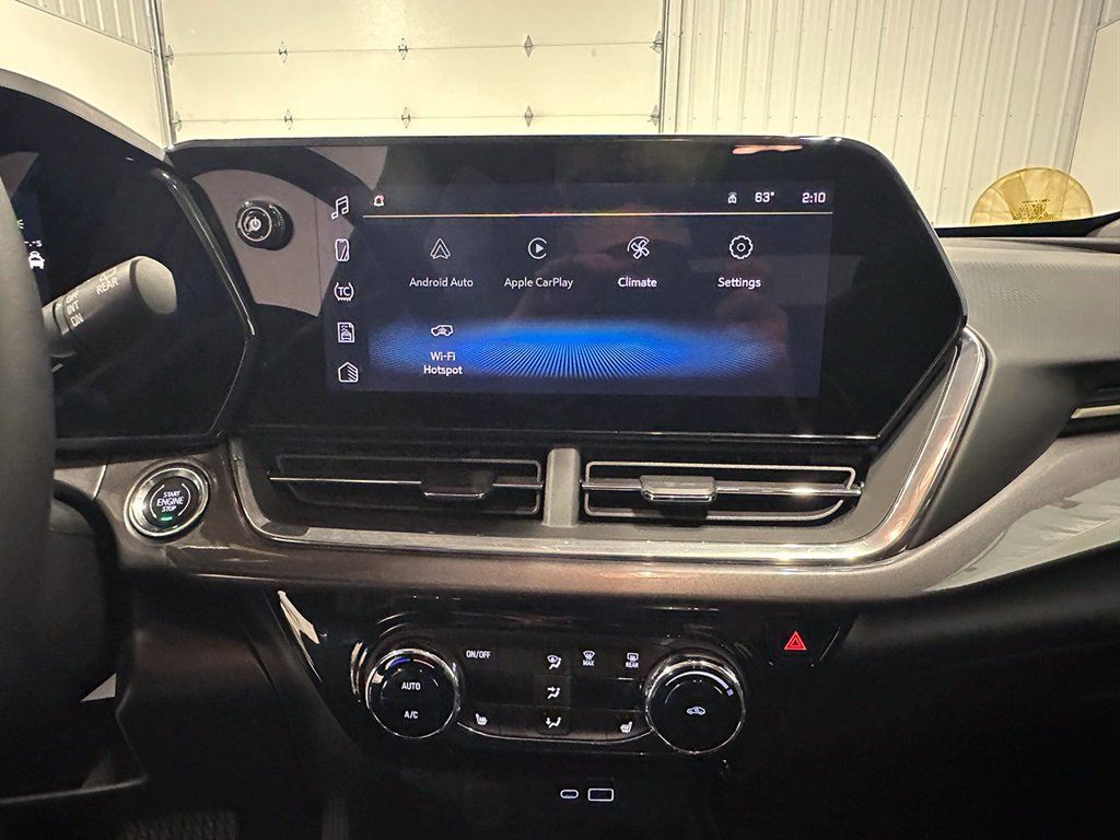 Used 2024 Black Chevrolet ACTIV image 33