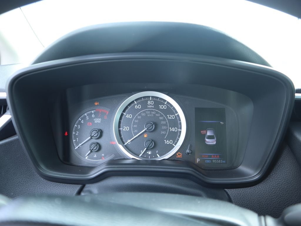 Used 2020 Super White Toyota LE image 18