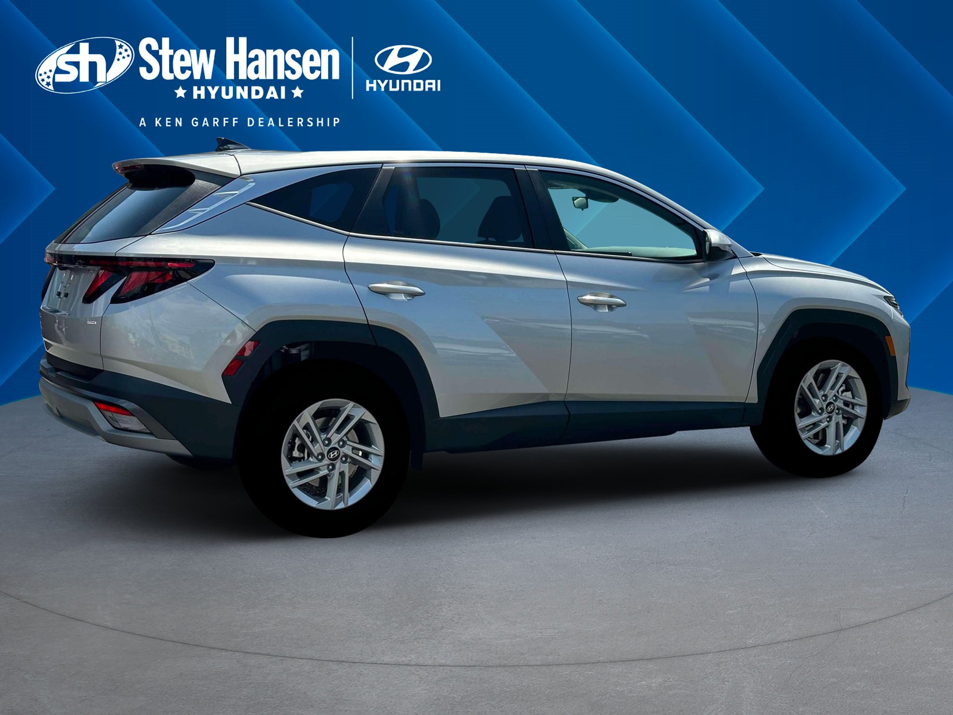 New 2026 Shimmering Silver Hyundai SE image 5