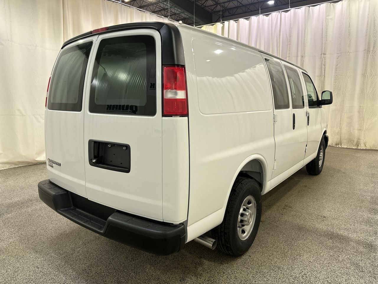 2026 Chevrolet Express Cargo Work Van - Photo 8