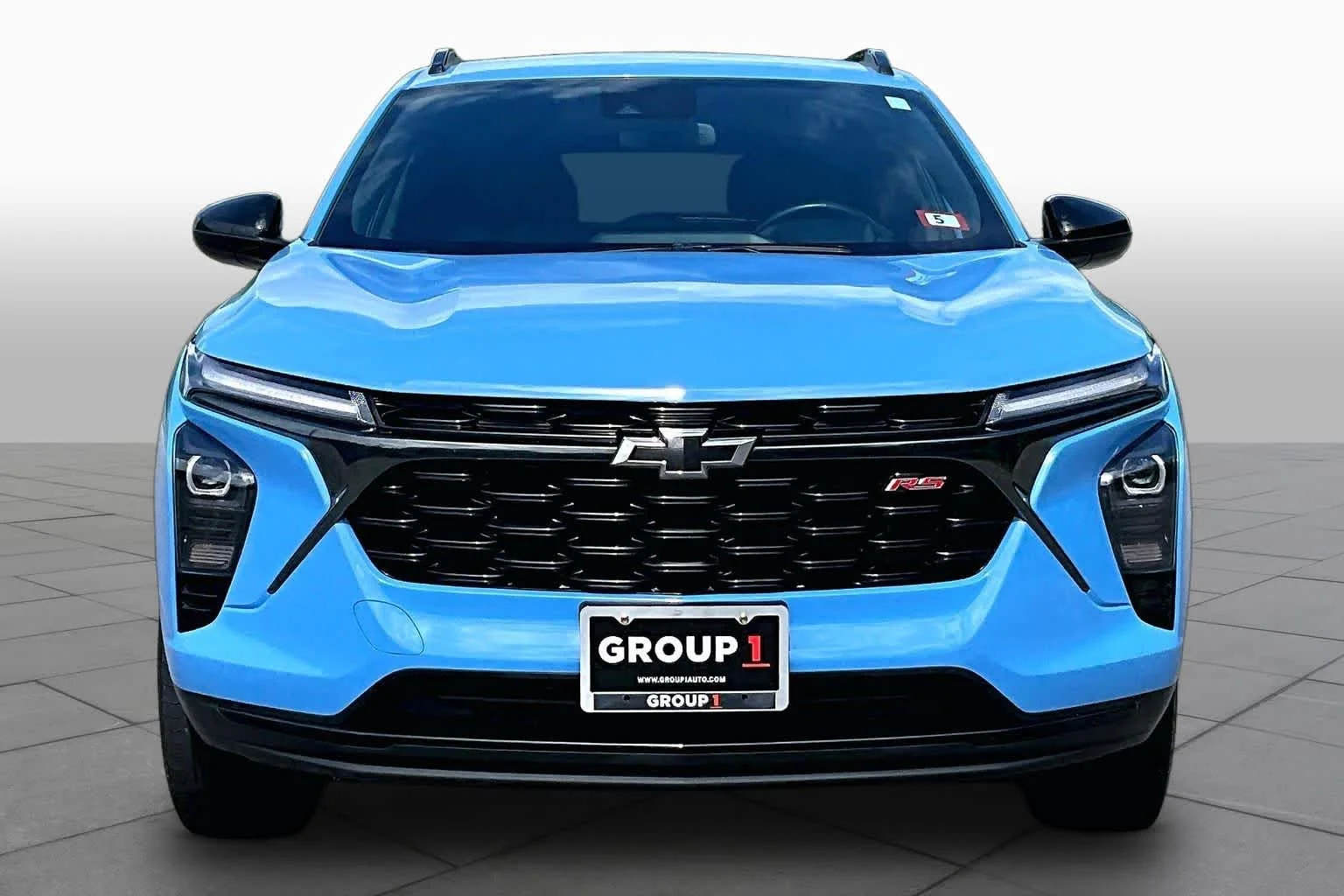 Used 2024 Fountain Blue Chevrolet 2RS image 4