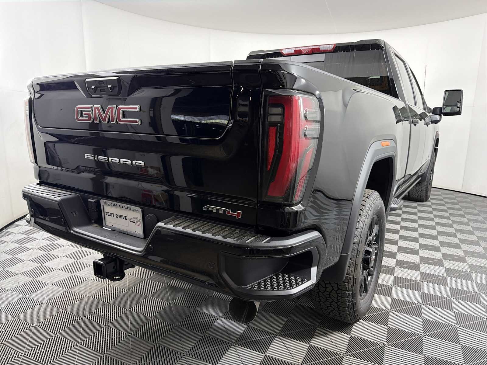 2026 GMC Sierra 2500HD AT4 - Photo 6