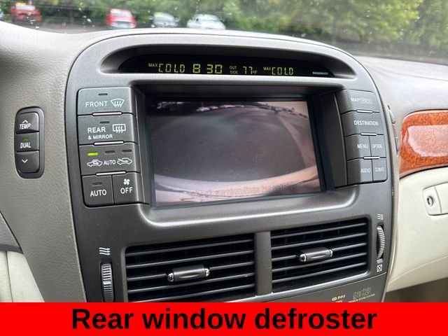 Used 2004 Silver Lexus 430 image 16