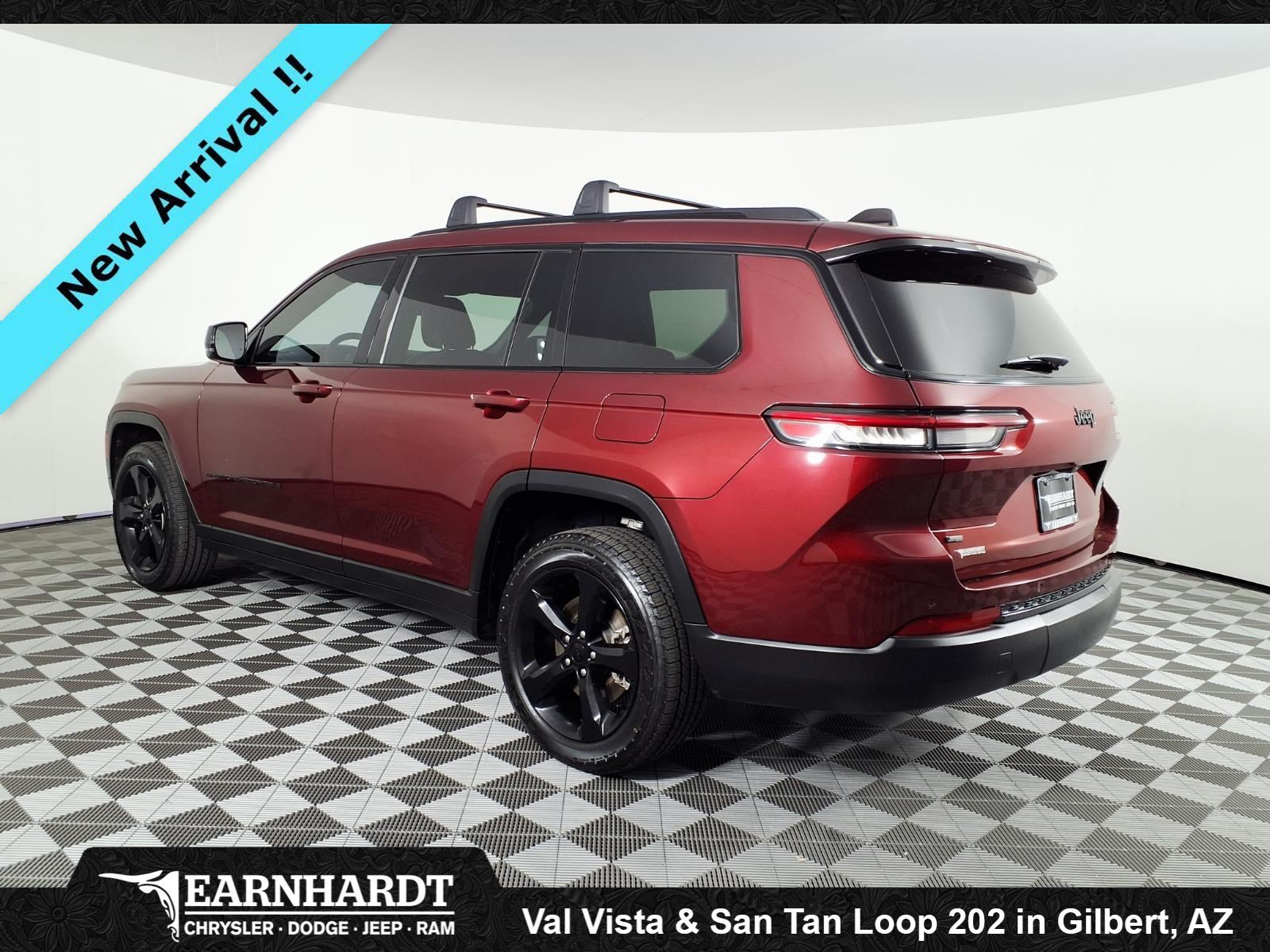 Certified Used 2023 Velvet Red Pearlcoat Jeep Altitude image 6