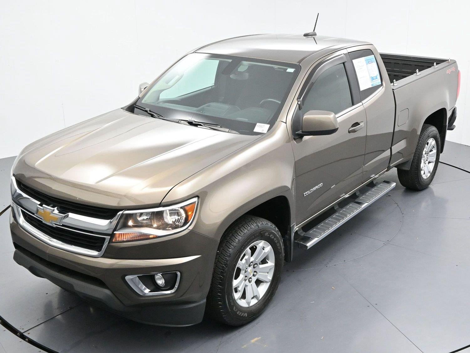 Used 2015 Brownstone Metallic Chevrolet 4WD LT image 46