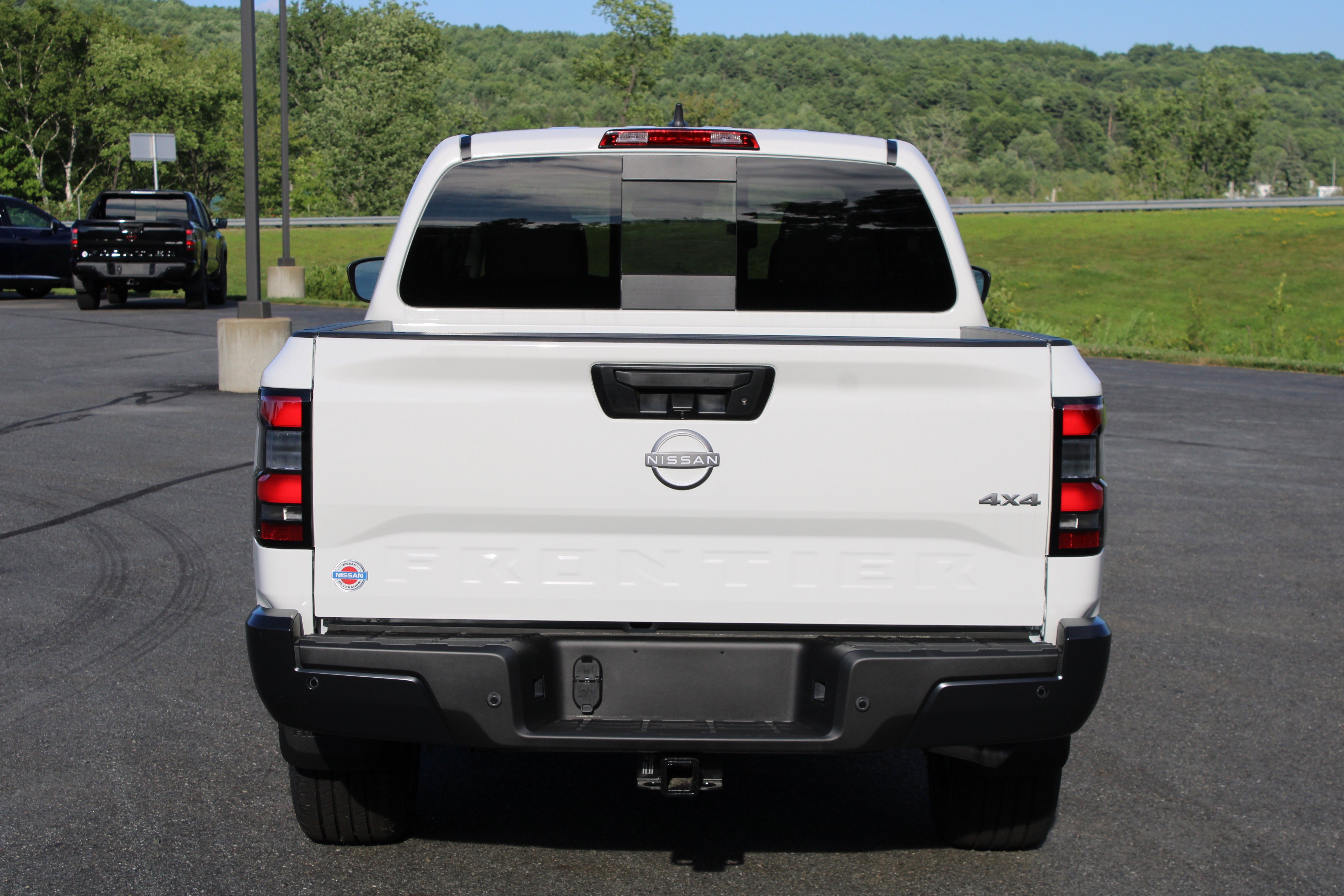 New 2026 Glacier White Nissan Crew Cab S image 7