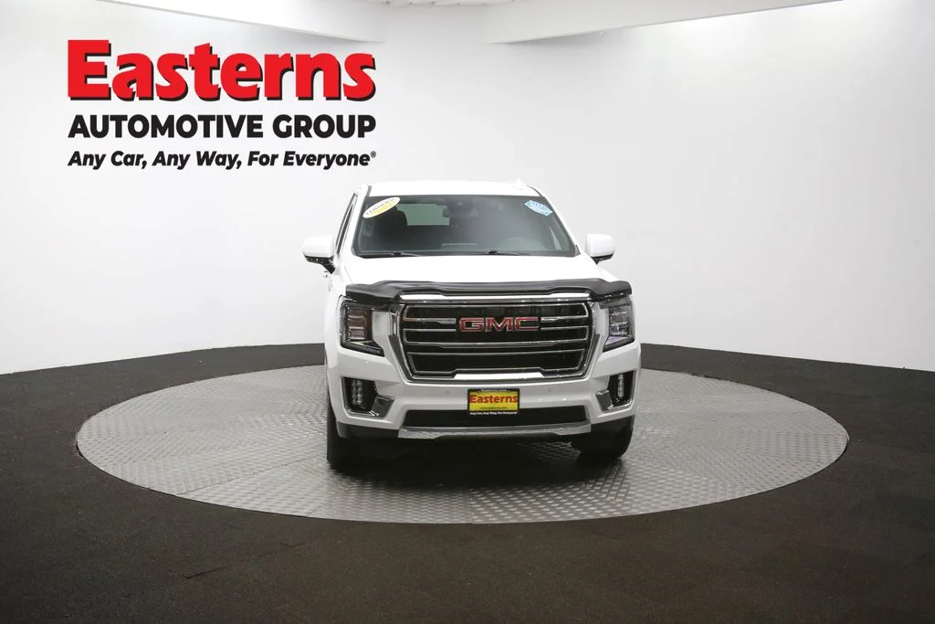 Used 2023 White GMC SLT image 56