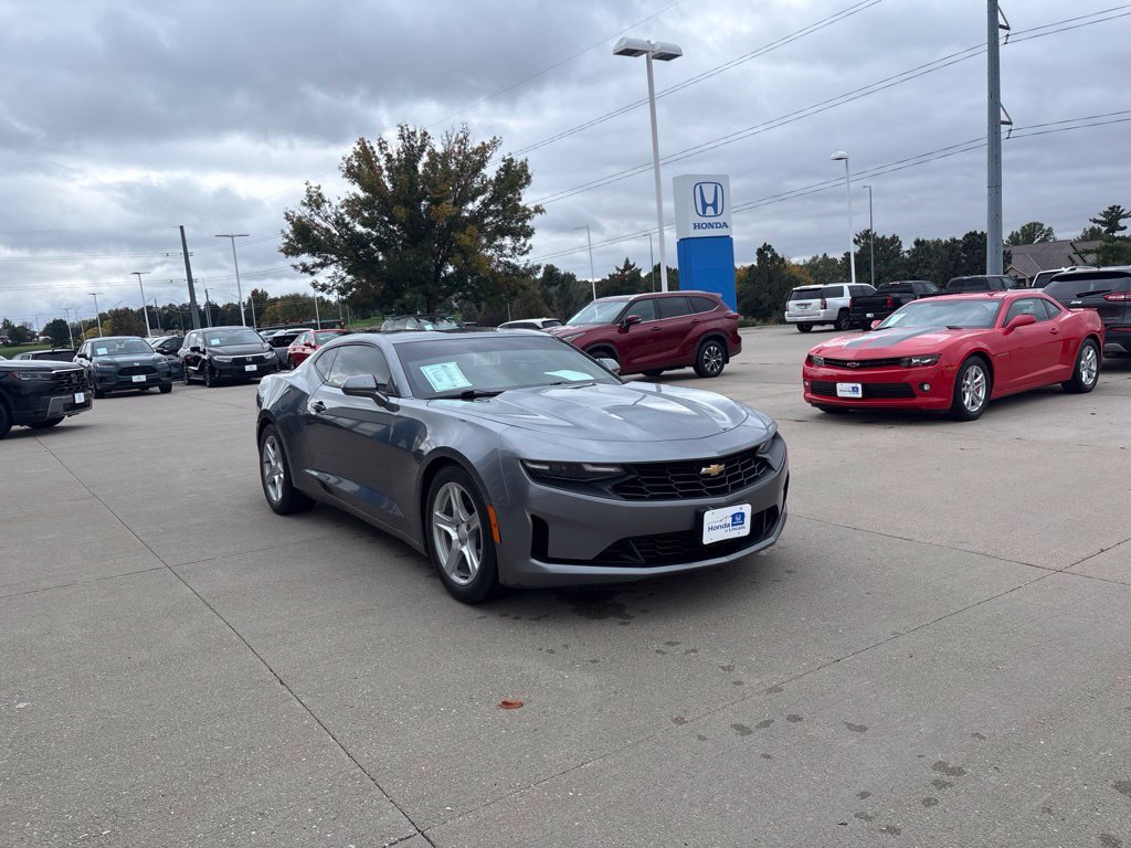 Used 2022 Satin Steel Metallic Chevrolet 1LT image 3