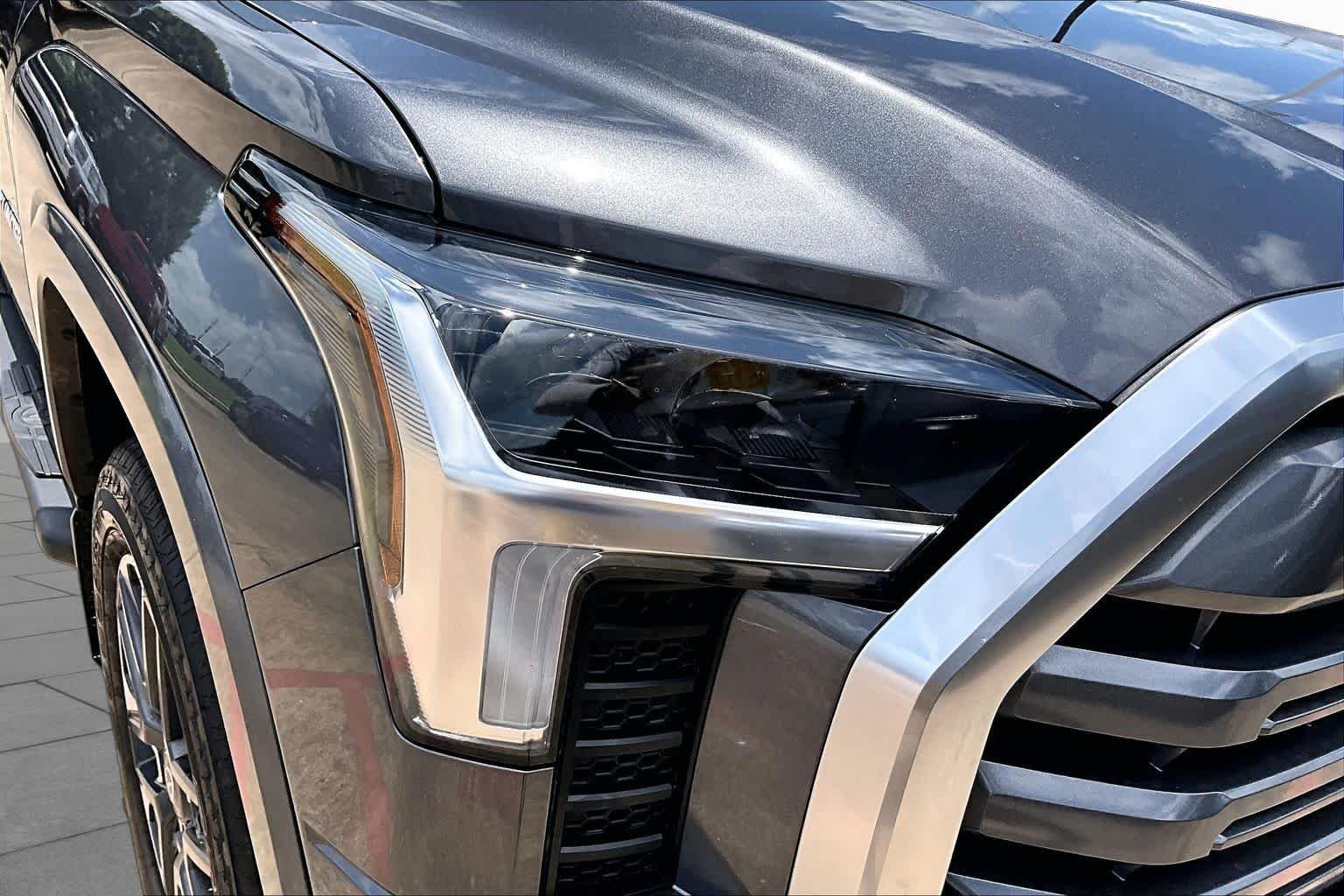 Used 2025 Magnetic Gray Metallic Toyota Limited image 27