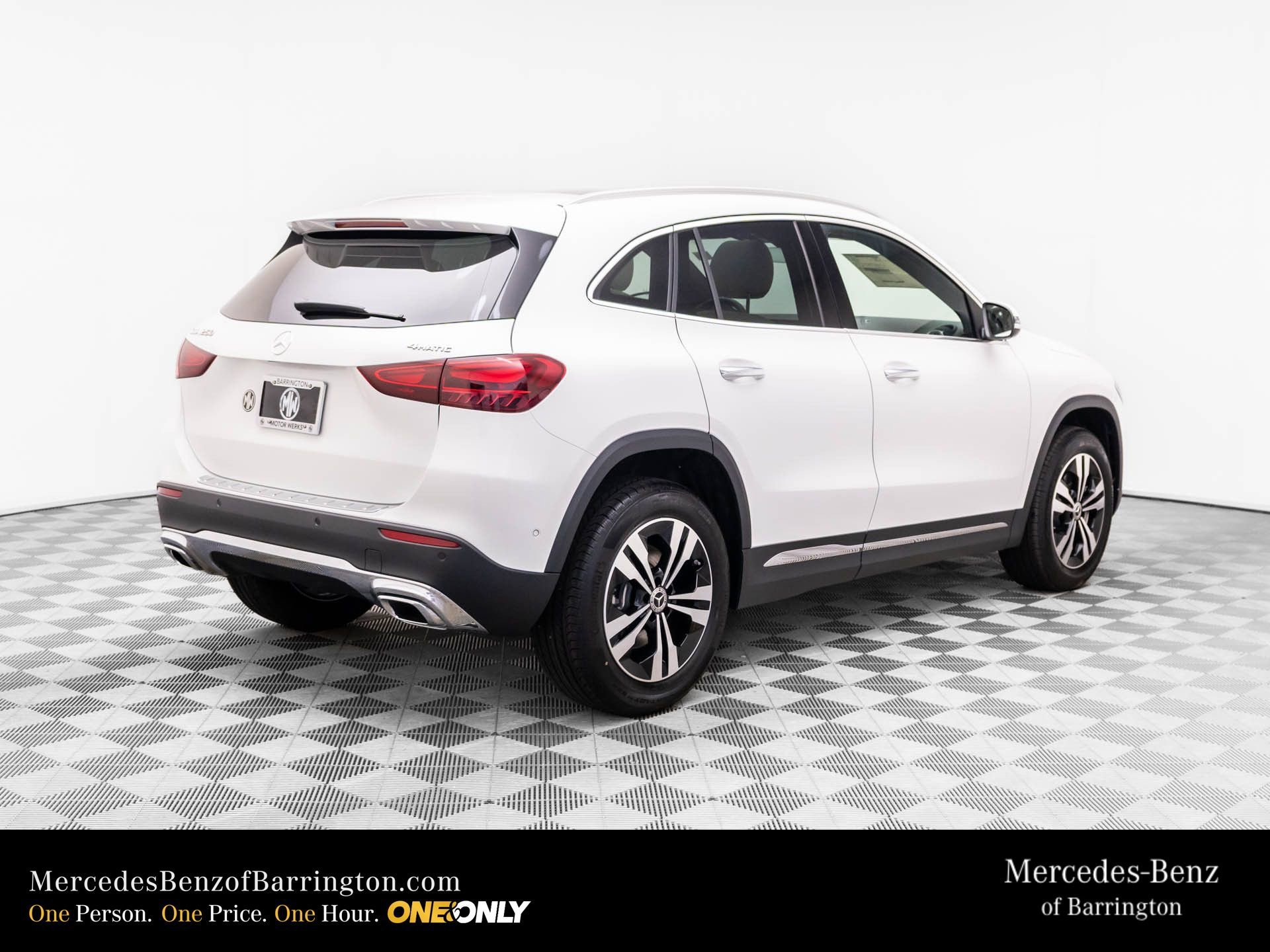 New 2026 Polar White Mercedes-Benz GLA 250 image 48