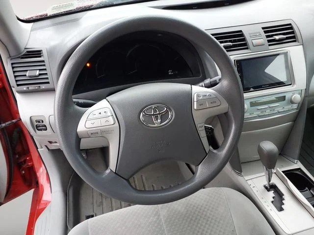 Used 2009 Barcelona Red Metallic Toyota Base image 13